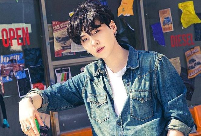 Berita terpopuler Trending Topic ada jadwal penjualan tiket konser SUGA BTS, harga tiket WayV Fanmeeting Tour, dan pemain film Losmen Melati.