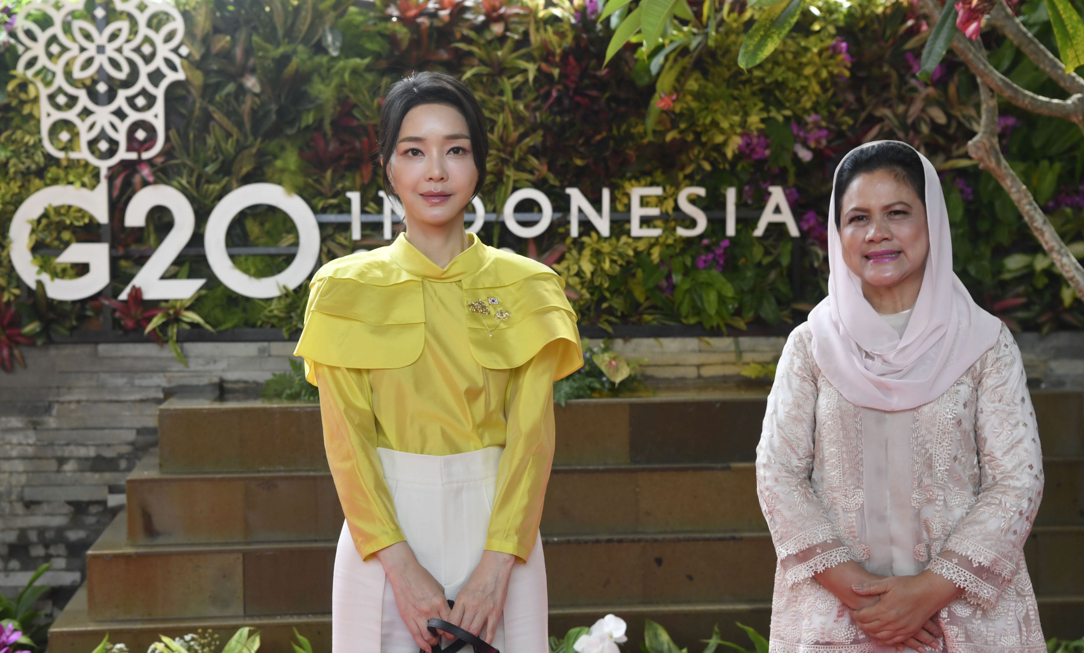 Mulai dari profil Ibu Negara Korsel Kim Keon-hee hingga manfaat G20 untuk Indonesia, simak ulasan selengkapnya.