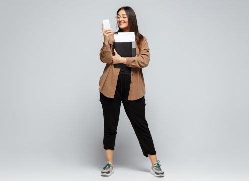 Setiap orang memiliki bentuk badan yang berbeda ada yang, seperti apel, pir, atau kotak. Untuk yang punya bentuk badan pir, ini tips memilih pakaian.