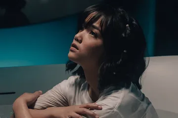 Fuji dalam video musik Kanda Brothers, Go - a Story of Fuji.