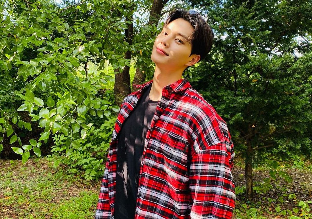 Fan meeting Song Kang di Jakarta dibatalkan, iMe Indonesia selaku promotor akan mengembalikan dana pembelian tiket sepenuhnya kepada fans.