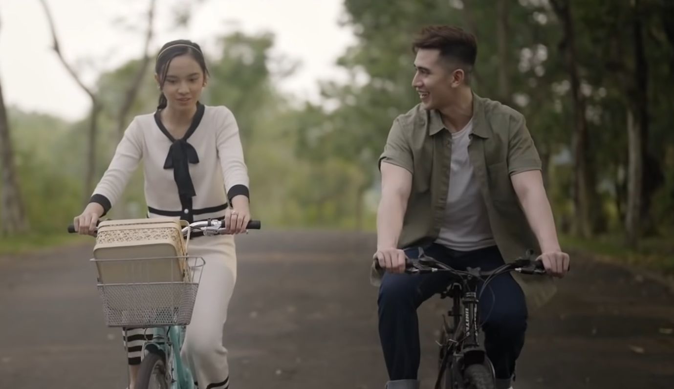 Penyanyi jebolan Indonesian Idol Lyodra merilis video musik dari lagu berjudul Pesan Terakhir pada Minggu (26/9/2021). 