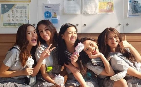 Serial drama Indonesia Antares sedang produksi season 2, yuk kenalan dengan karakter perempuan geng Calz Angels.