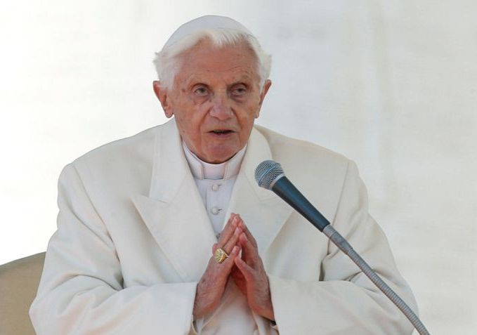Mengenal penyebab stroke hemoragik yang pernah menyerang mendiang Paus Bendiktus XVI sebelum meninggal dunia pada Sabtu (31/12/2022).