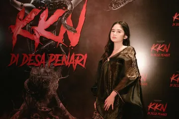 Tissa Biani mengaku rela belajar tari daerah demi perankan karakter Nur di KKN di Desa Penari