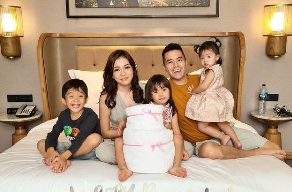 Maya Septha yang merupakan ibu dari tiga buah hati mengerti betapa buruknya mommy shaming. Oleh karena itu, ia mengajak kita untuk stop mommy.shaming