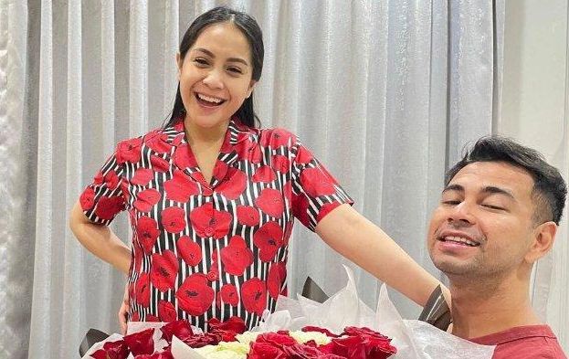 Nagita Slavina rencananya akan melahirkan anak kedua pada akhir November mendatang. Ini bocoran inisial nama anak keduanya.