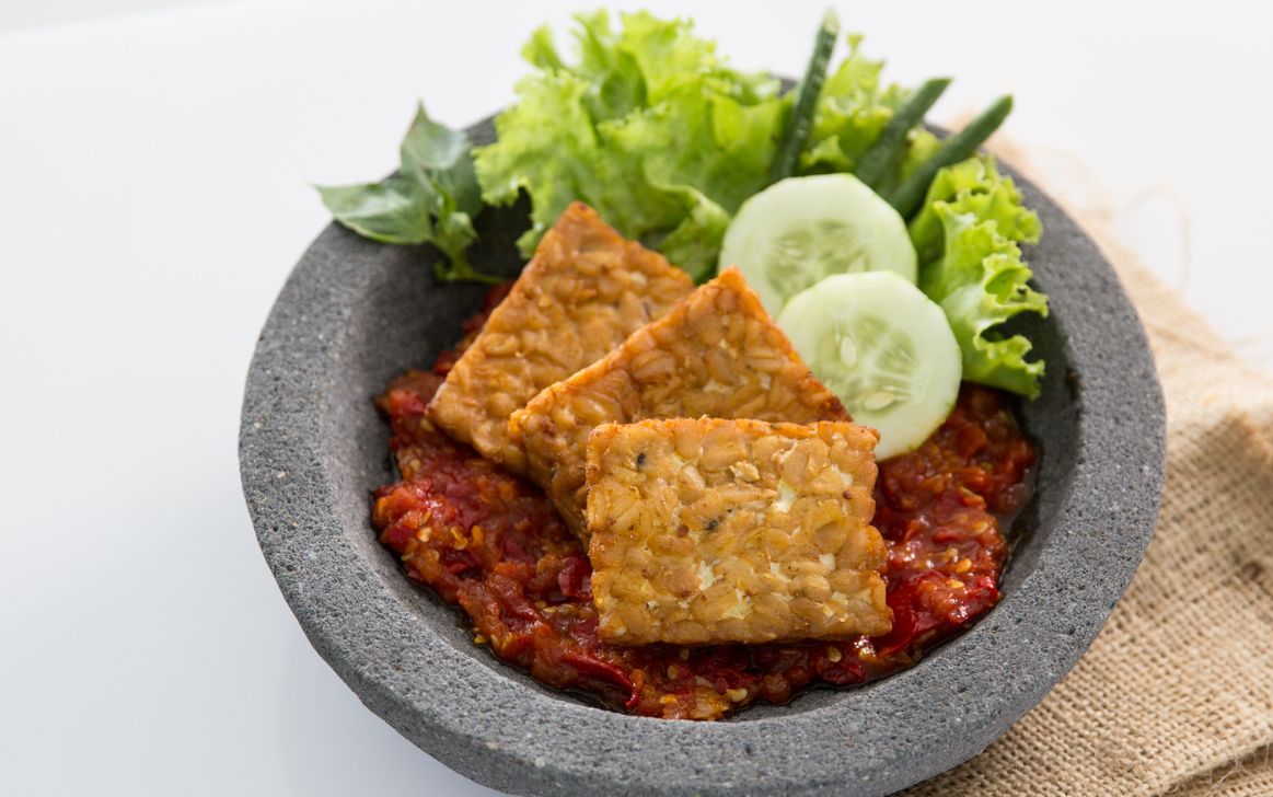 Berikut ini tips merawat cobek batu agar tidak berjamur, salah satunya pakai ampas kelapa, yuk dicoba!