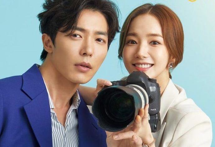Dibintangi oleh Park Min Young sebagai karakter perempuan utama, ini 3 alasan nonton sinopsis drakor Her Private Life yang tayang di Viu.