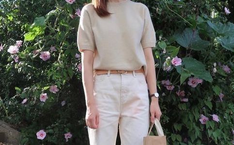 Rekomendasi baju perempuan review tertinggi di iStyle yang bisa jadi outfit nonton konser. Simak selengkapnya!
