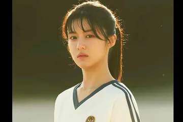 Bedah karakter perempuan Go Yoon Jung dalam sinopsis series Moving