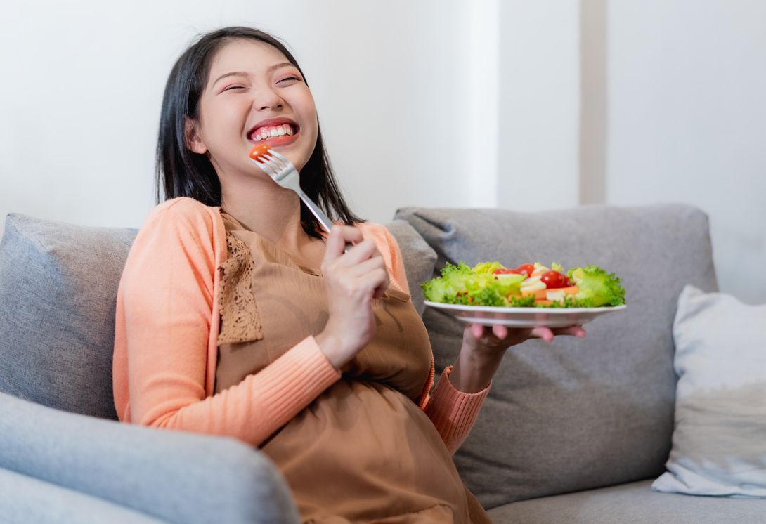 Menjaga kesehatan dengan asupan makanan sangat penting dilakukan ibu hamil, ini 5 panduan menu sarapan sehat yang harus diikuti.