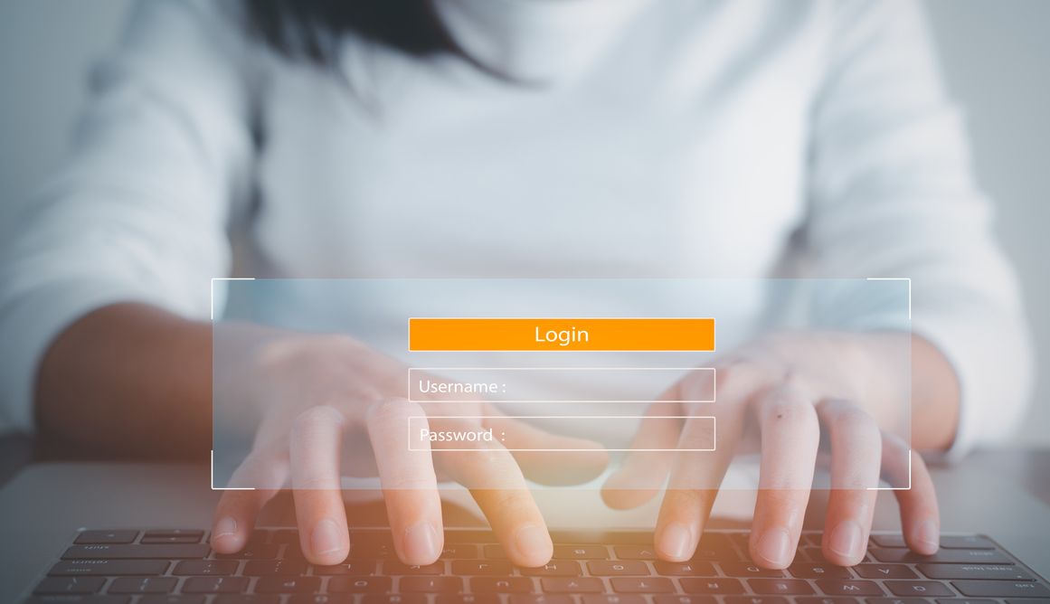 Dalam rangka memperingati, simak begini perjalanan jurnalisme tradisional (media cetak) beralih ke digital (media online) yang perlu kamu tahu!