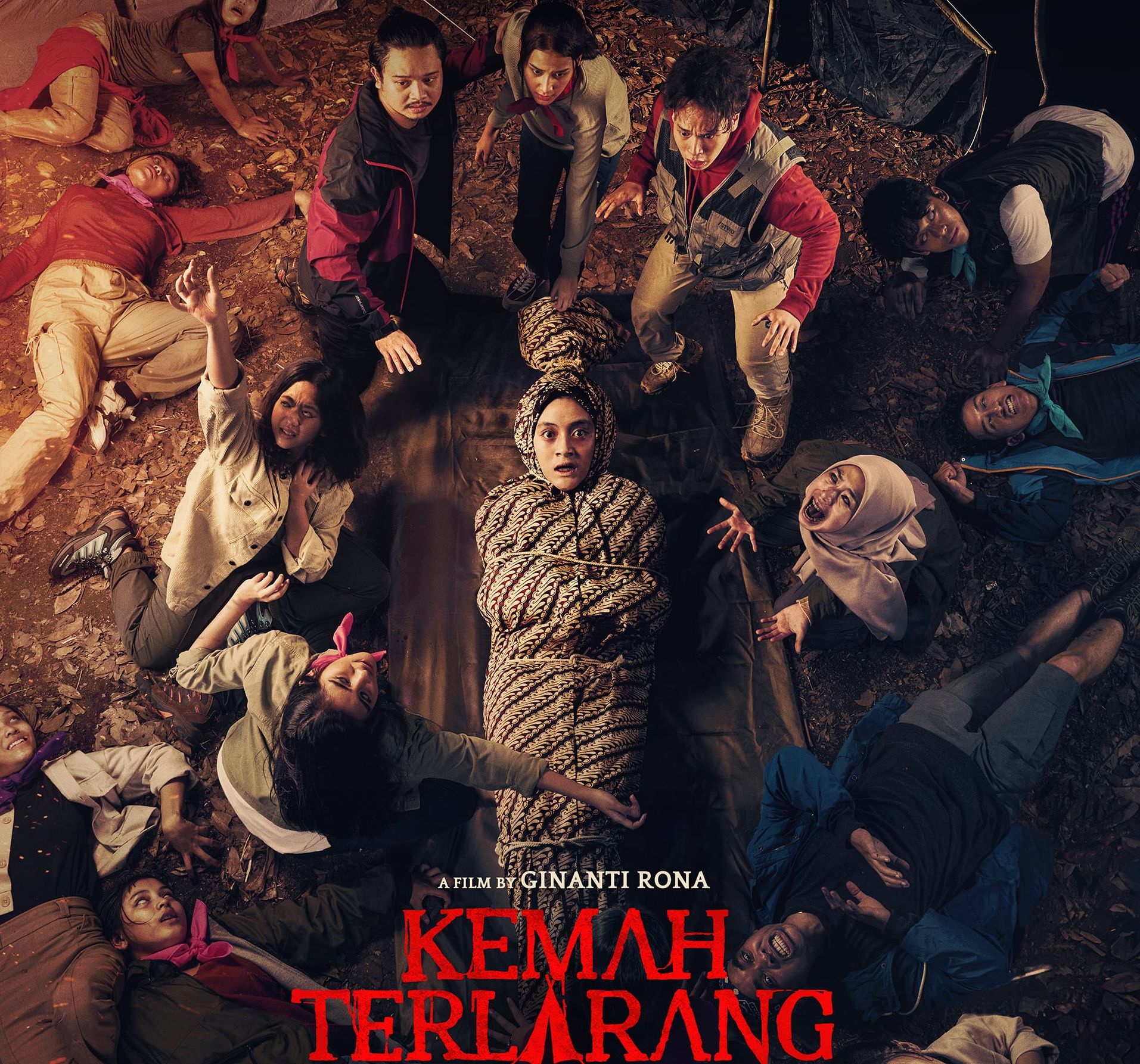 Diangkat dari kisah nyata kesurupan massal di Yogyakarta, ini sinopsis film Kemah Terlarang yang sudah mulai tayang di bioskop.
