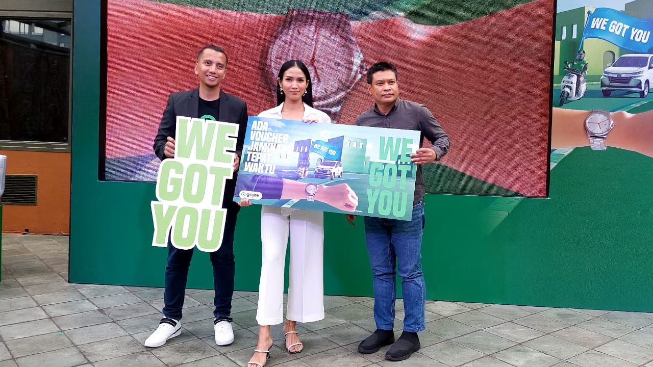 Aplikasi transportasi Gojek menghadirkan layanan penjemputan tepat waktu. Kompensasi voucher apabila penjemputan terlambat.
