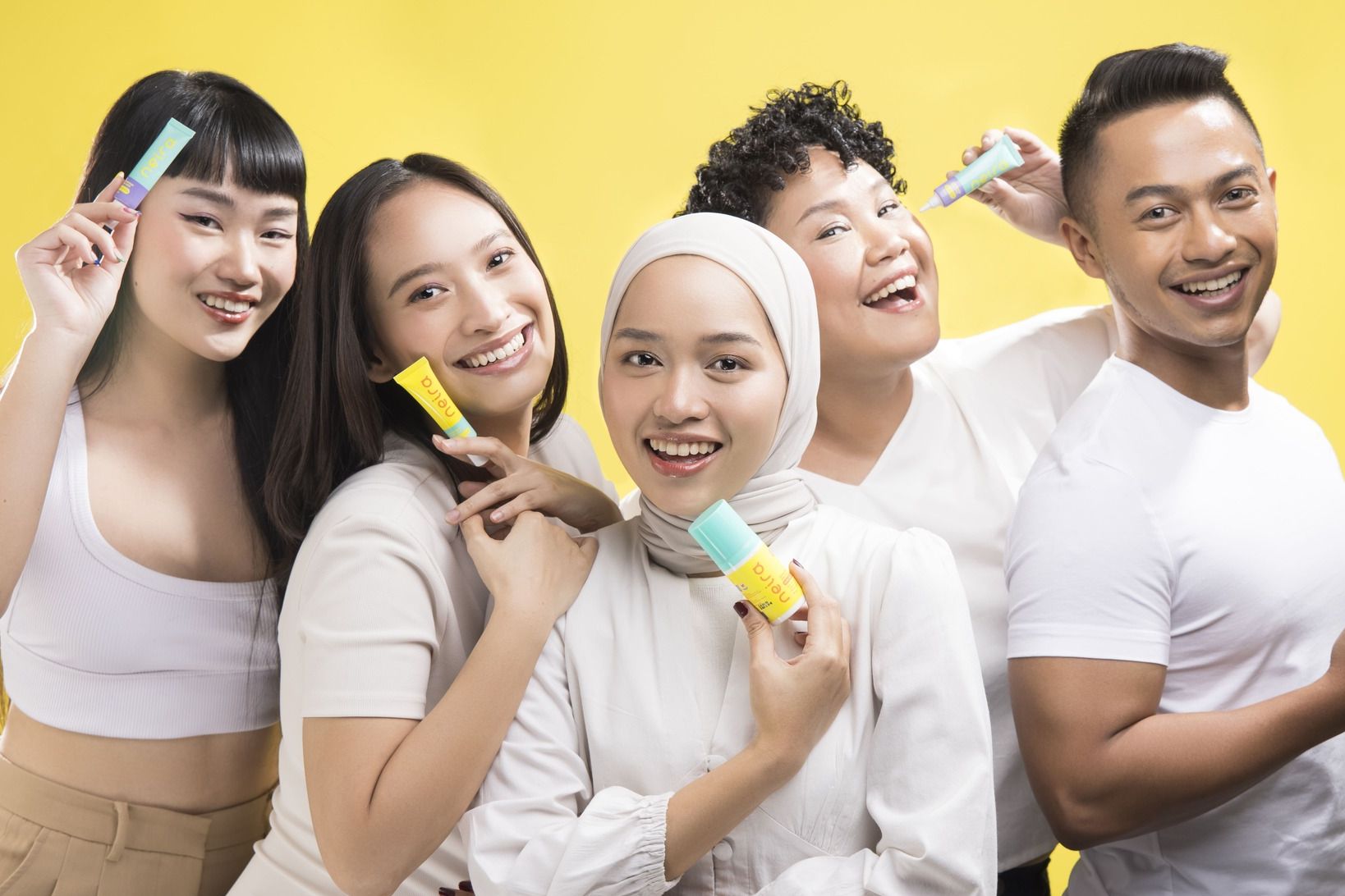Bantu perempuan tak lagi mager pakai skincare, brand skincare lokal Neira luncurkan produk perawatan wajah 3in1!