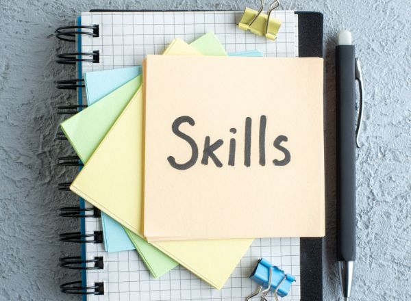 Lima jenis digital skills teratas yang disebut banyak dibutuhkan di dunia kerja tahun 2022. Apa saja?