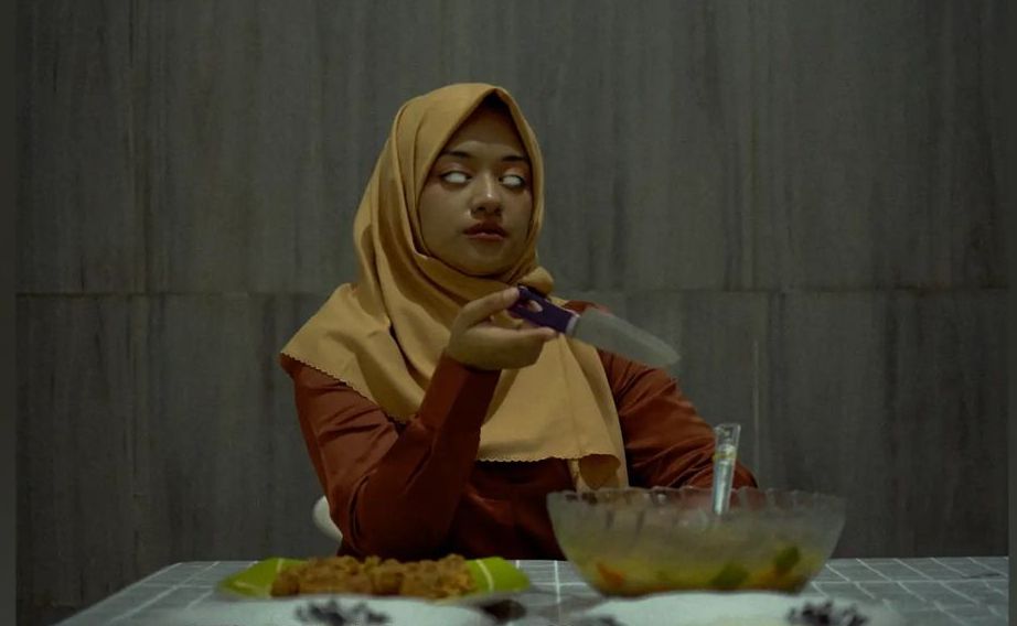 Bisa kamu tonton gratis di YouTube sebagai teman libur Lebaran, berikut rekomendasi film horor berdurasi pendek yang bikin merinding.