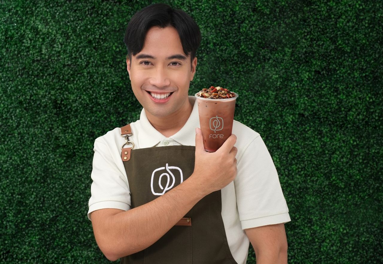 Rangkaian minuman The Classic Treasure Series yang diperkenalkan oleh Vidi Aldiano, Chief Savor Advisor Fore Coffee, diperpanjang.
