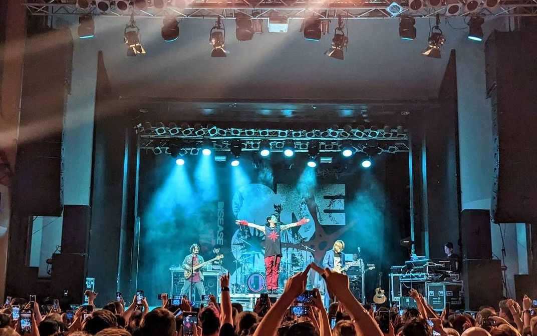 Konser One OK Rock di Jakarta bertajuk Luxury Disease Asia Tour 2023 resmi tambah hari yakni 29 dan 30 September, tiket dijual lagi 12 Juni.