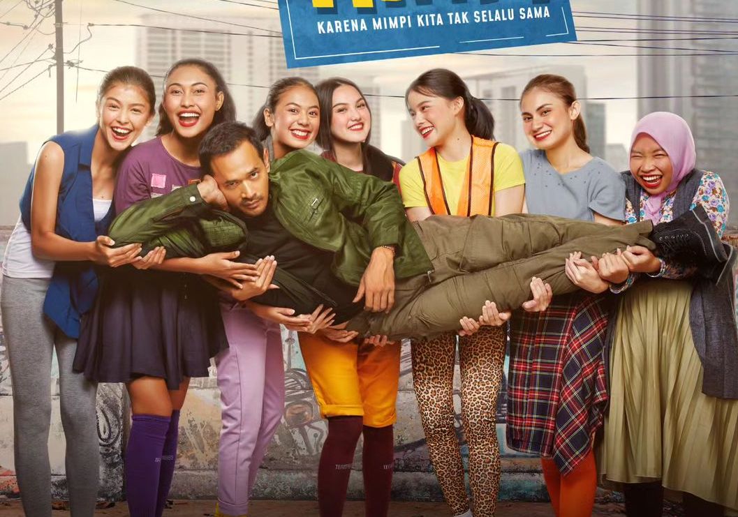 Intip sinopsis film Kukejar Mimpi yang dibintangi Aisyah Aqilah, menceritakan tentang remaja perempuan yang punya keinginan jadi cheerleaders.