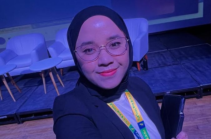 Nenden Sekar Arum Direktur Eksekutif SAFEnet jelaskan pentingnya kolaborasi lintas generasi di era digital. Simak! 