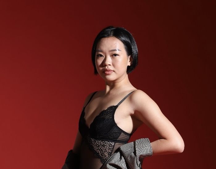 Ida Swasti menceritakan perjalanan dirinya membangun bisnis lingerie yang penuh dengan beragam kritik di Podcast Cerita Parapuan. 