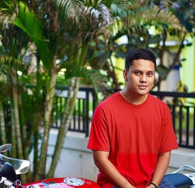 Permainan Ikoy-ikoyan sedang viral di media sosial, setelah dicetuskan oleh influencer Arief Muhammad. Apa itu permainan ikoy-ikoyan?