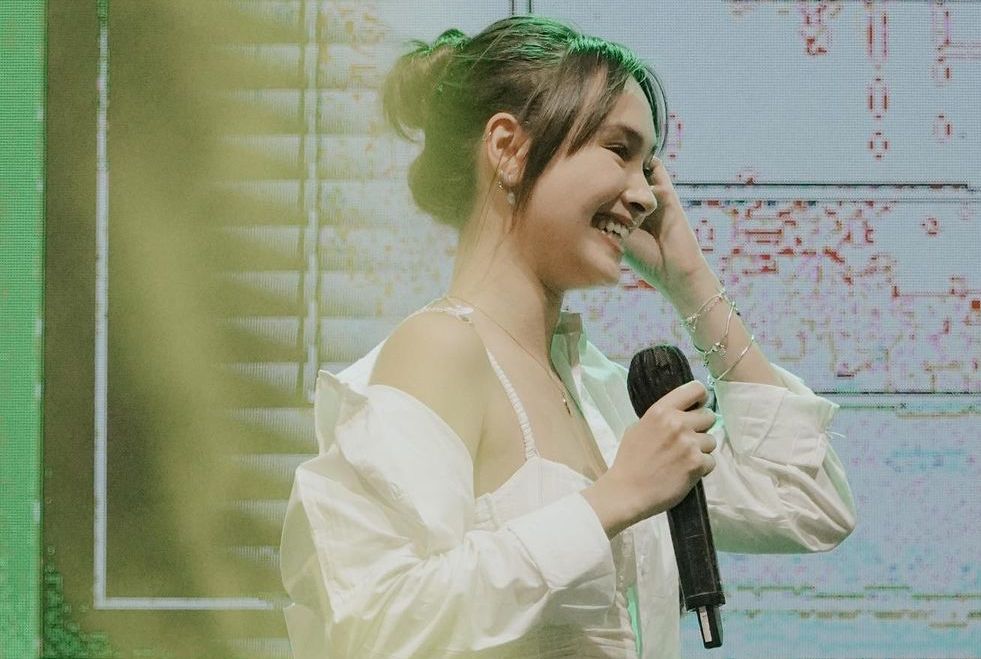 Sempat viral di medsos, berikut ini fakta lagu dengarkan pintaku yang dibawakan Catlin Halderman. Berikut lengkapnya