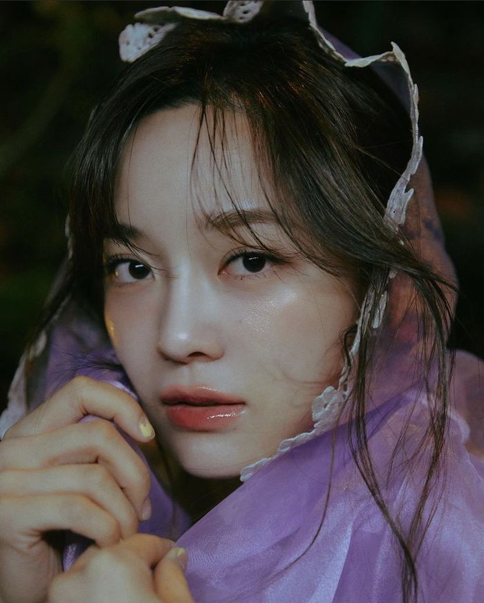 Gaya makeup artis Korea Kim Se Jeong.