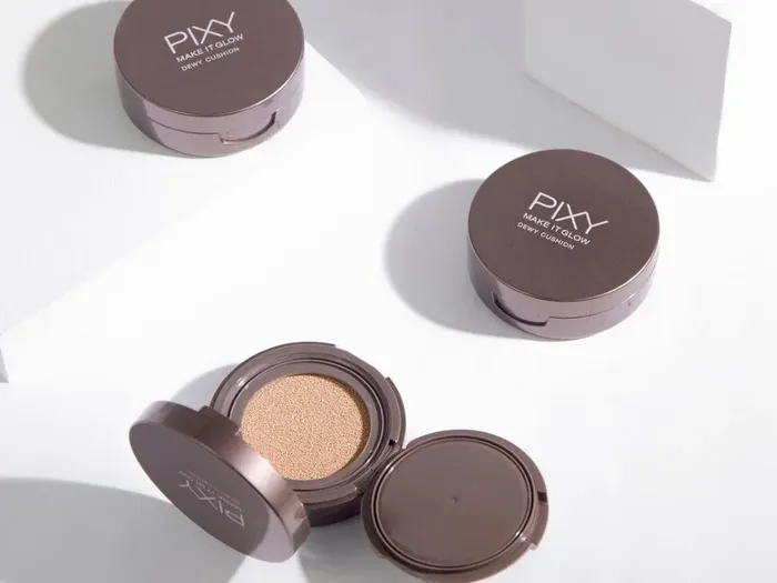 Skincare viral di TikTok: Pixy Make It Glow Dewy Cushion.