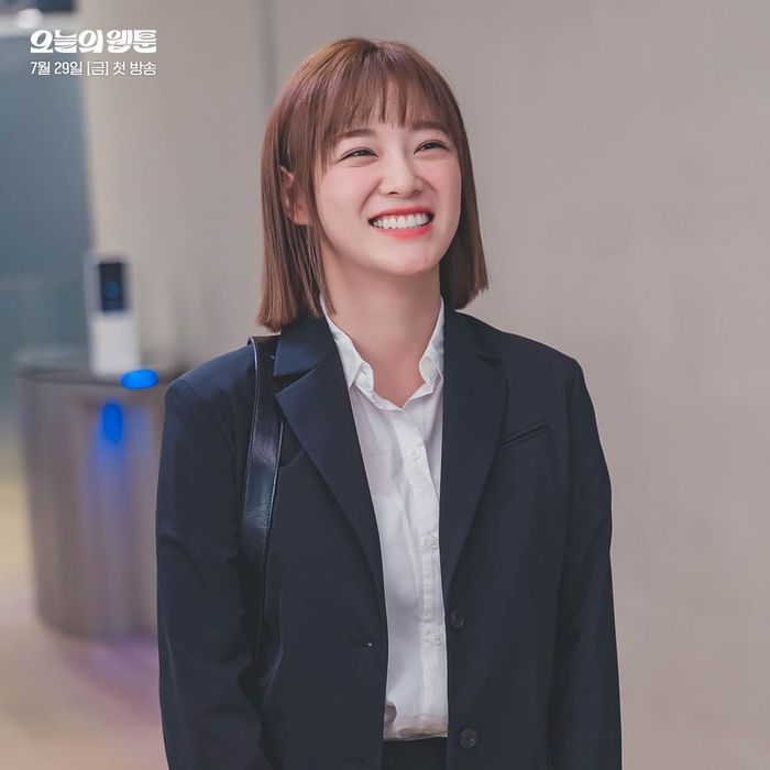 Gaya Kim Sejeong di Today's Webtoon.