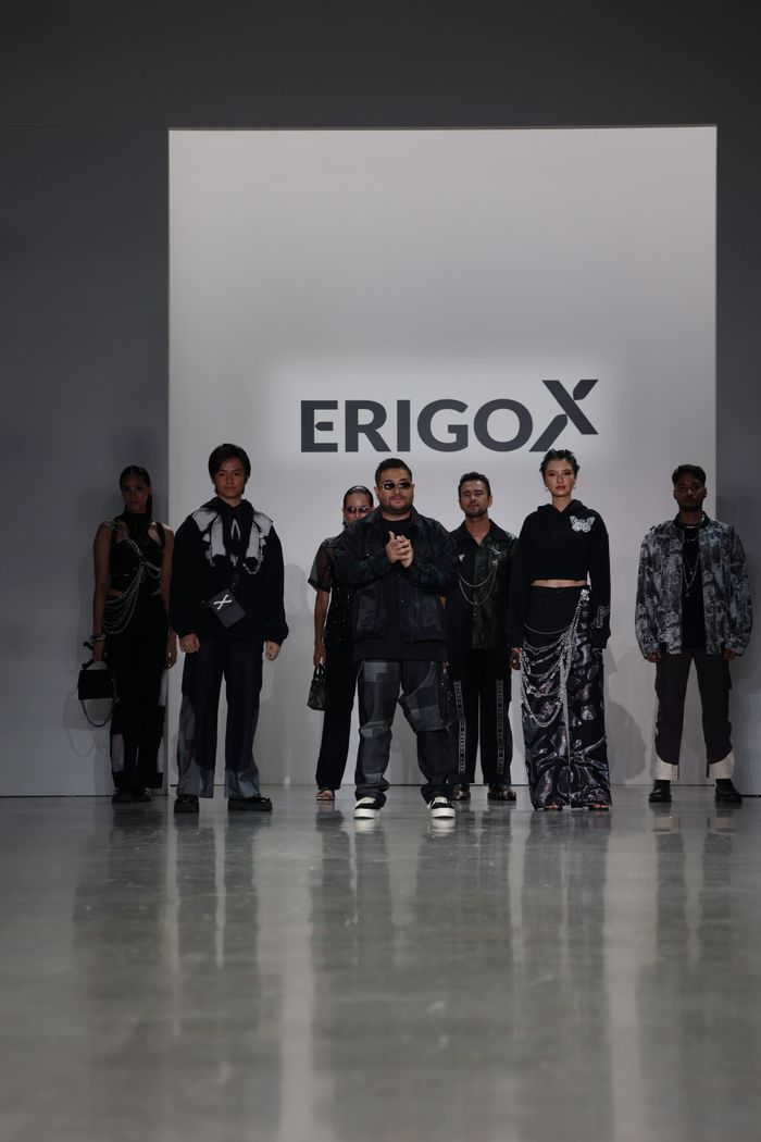 Penampilan ERIGO-X di New York Fashion Week (NYFW).