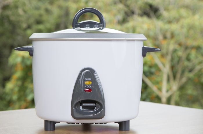 Penyebab Rice Cooker Tidak Menyala dan Cara Memperbaikinya