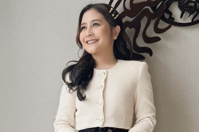 Prilly Latuconsina Jadi Dosen Praktisi Di UGM, Ini Materi Yang ...