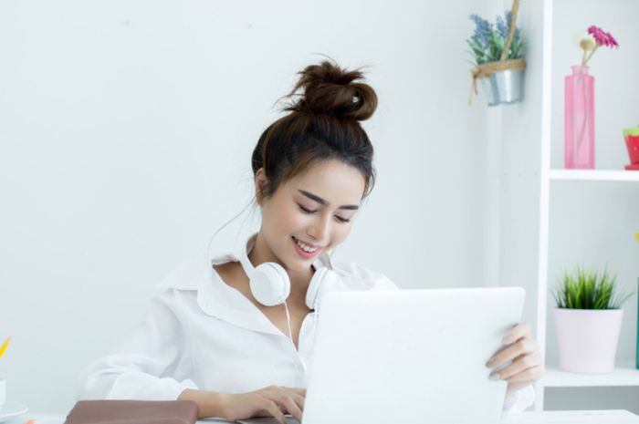 Menuju Kebebasan Finansial: Panduan Lengkap Menjual Foto Online