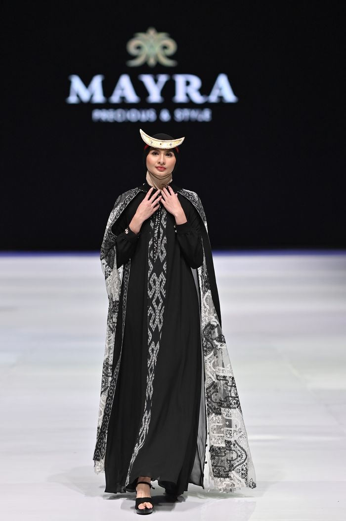 Koleksi Alo Nona dari Mayra Indonesia