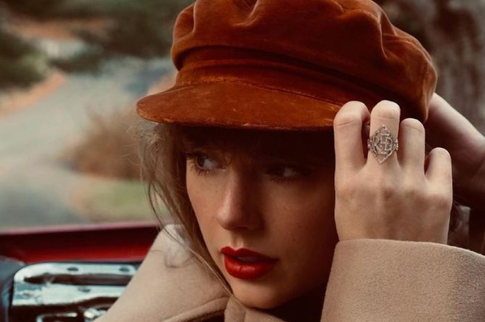 Taylor Swift Bocorkan 30 Lagu yang Ada di Album Red (Taylor's Version