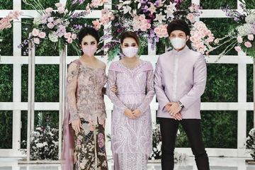 Krisdayanti Tak Terlihat di Acara Siraman Aurel Hermansyah ...