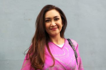 Nafa Urbach Ungkap Cara Tetap Akur dengan Mantan Suami: 'Sepakat ...