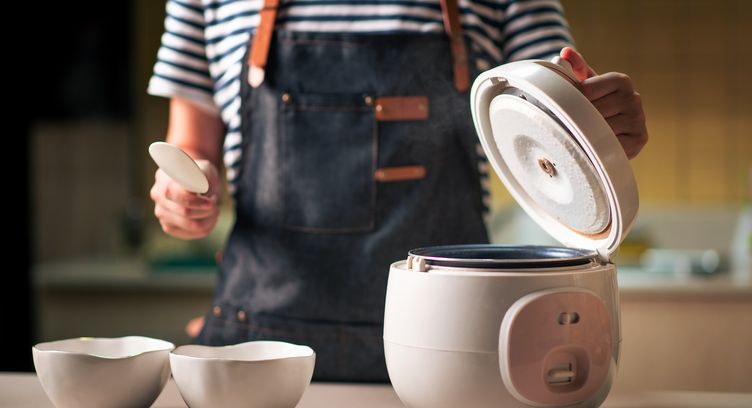 Digunakan Setiap Hari Begini Cara Membersihkan Rice Cooker Dengan Benar Parapuan