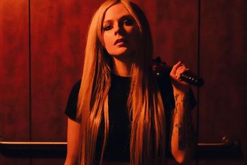 Avril Lavigne Upskirt - Avril Lavigne Sebut Sk8er Boi Bakal Dibuat Versi Film, Seperti Apa? -  Parapuan