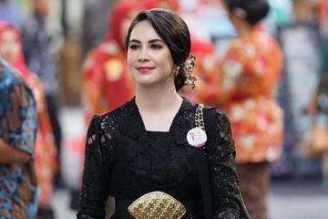 Profil Arumi Bachsin, Seleb Istri Wagub Jatim yang Ikut Nyaleg di ...