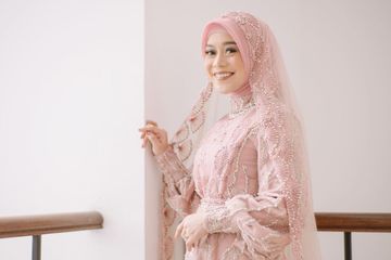 Inspirasi Gaun Lesti Kejora, Tampak Mewah dengan Detail Menarik ...